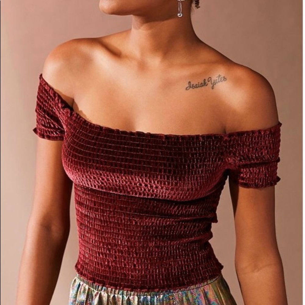 Urban Outfitters: maroon velvet cropped top